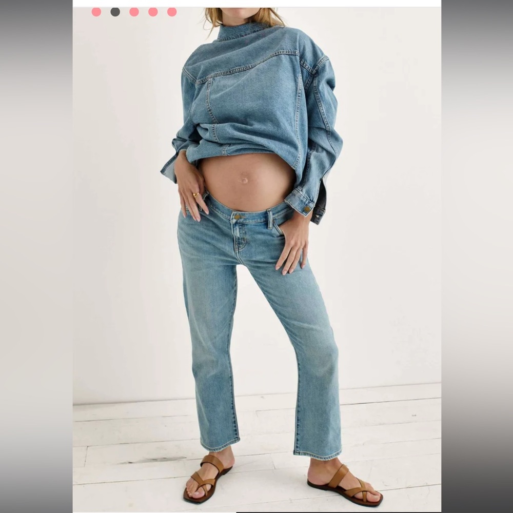 HATCH The Crop Maternity Jean in Light Wash